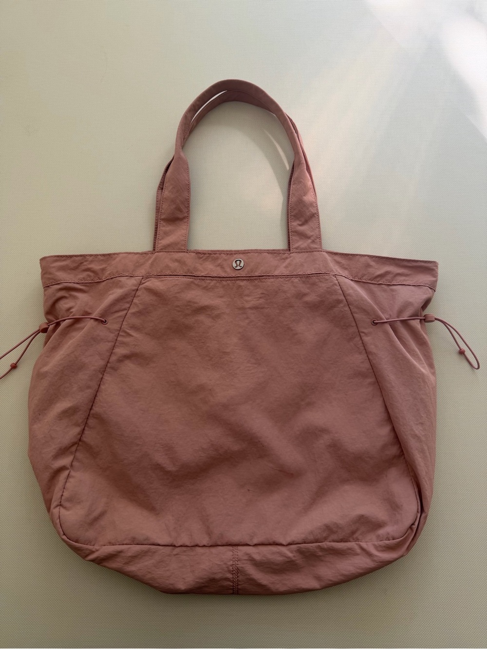 lululemon athletica Tote Bag in Dusty Rose
